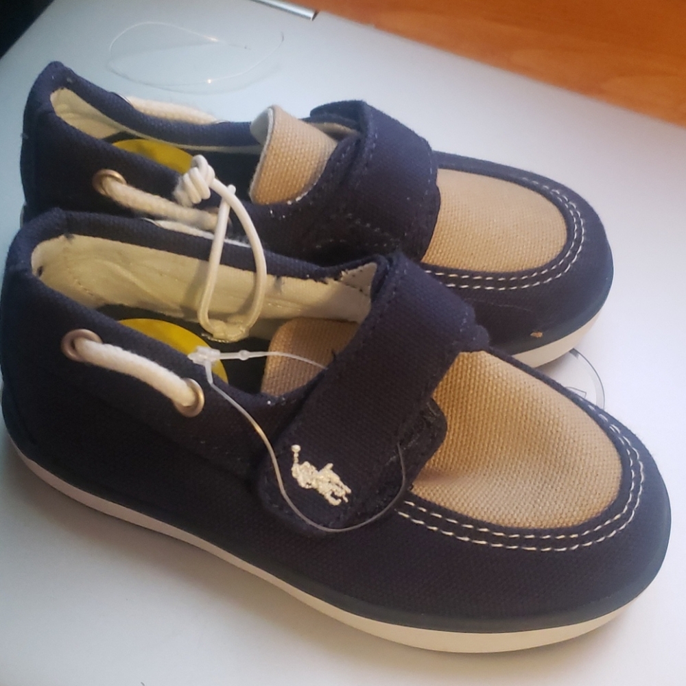 Shoe - Picture 4 of 4